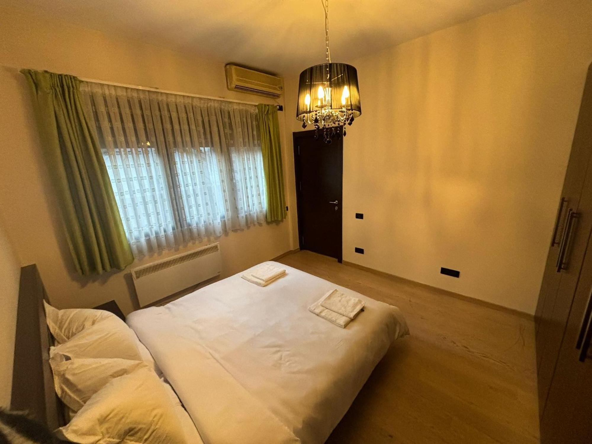 Conta Apartment Bucharest Luaran gambar