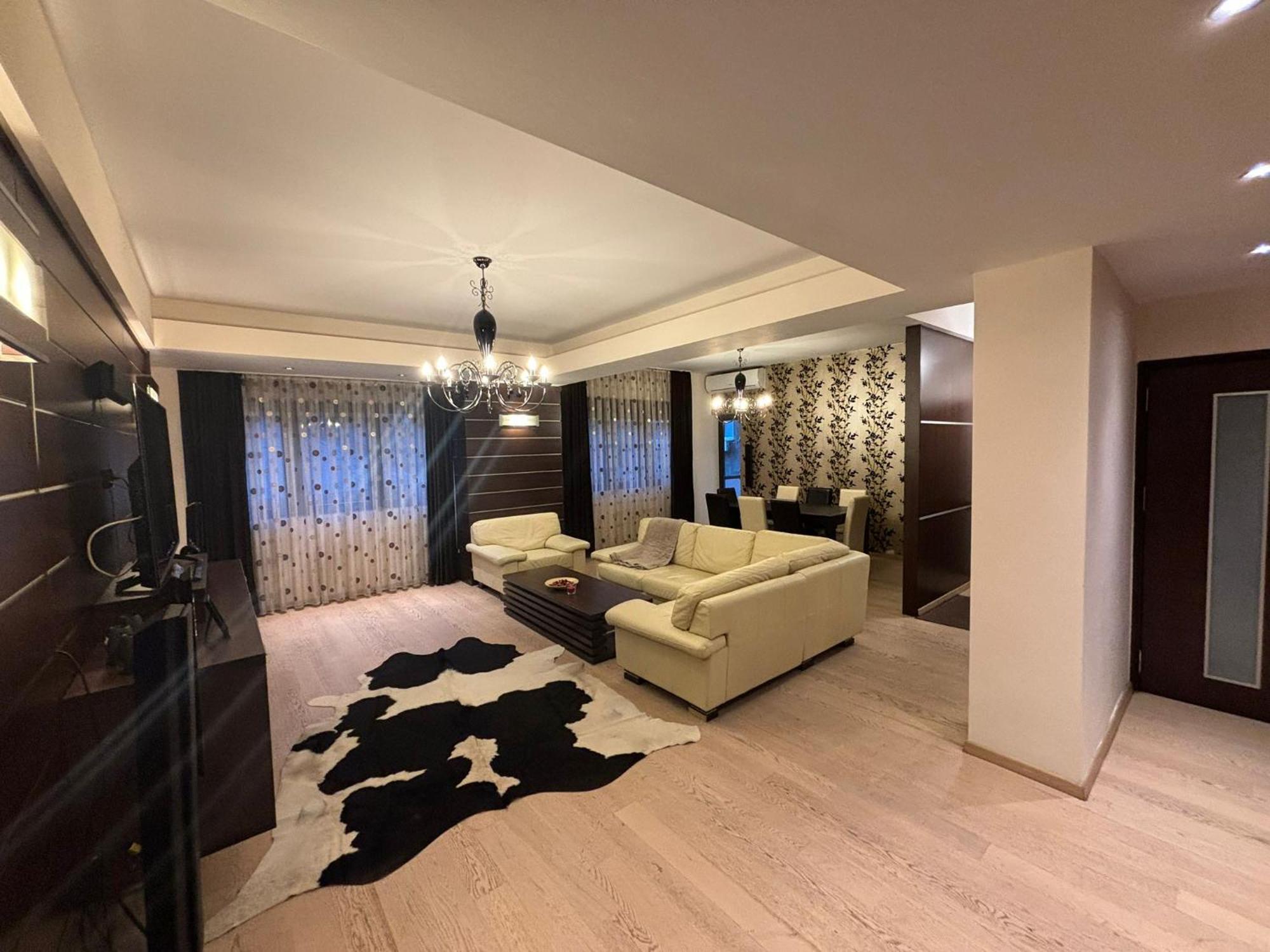 Conta Apartment Bucharest Luaran gambar
